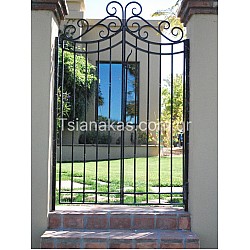 Iron gate with frame 14X14mm